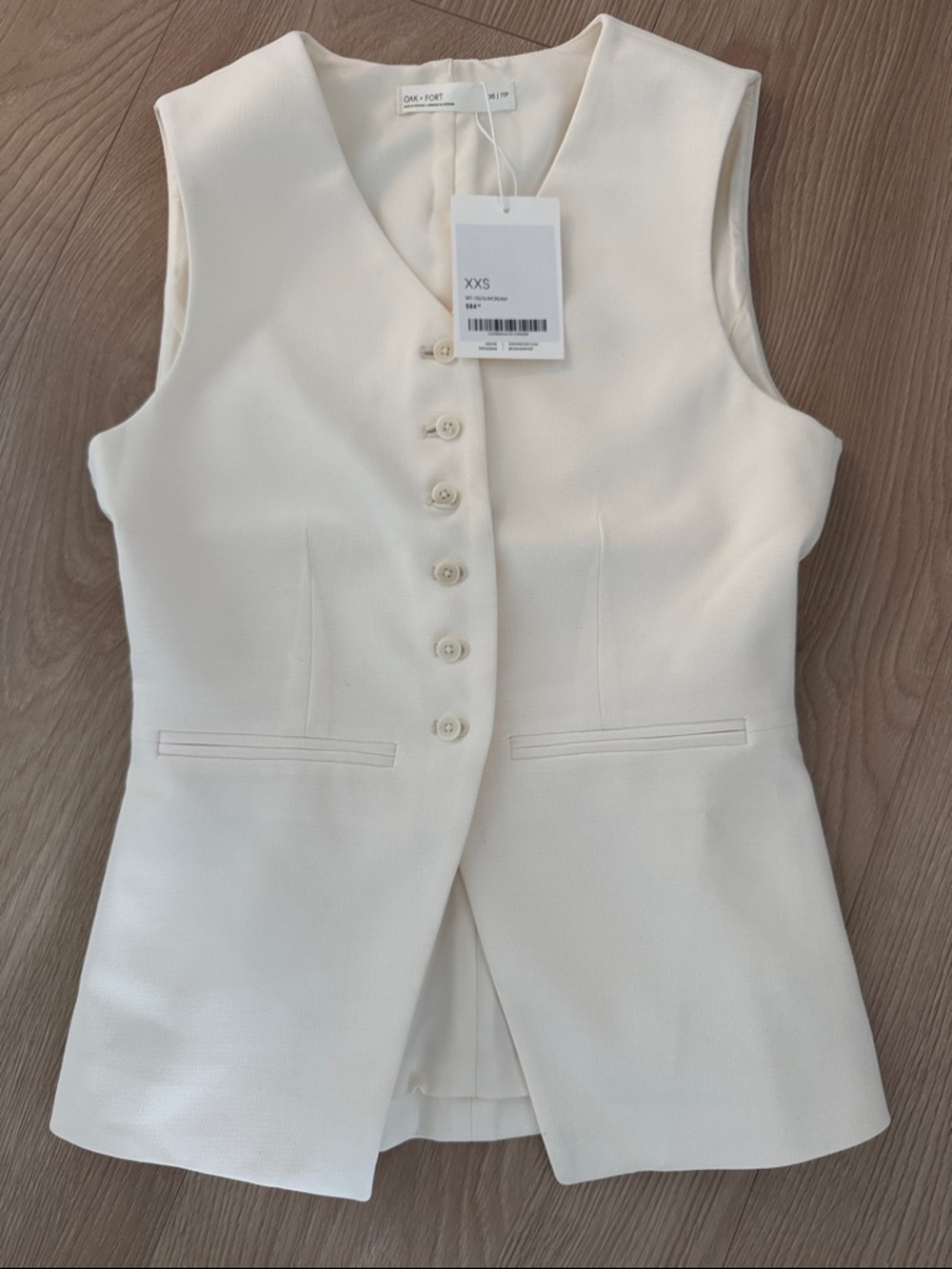 Oak + Fort Cream Sleeveless Button Vest xxs